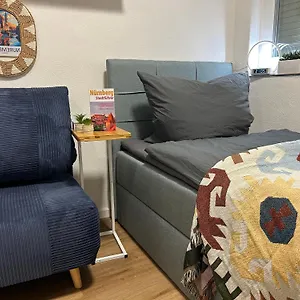 Modernesminizimmer-stadtnah-selfcheckin-parkplatz Apartment